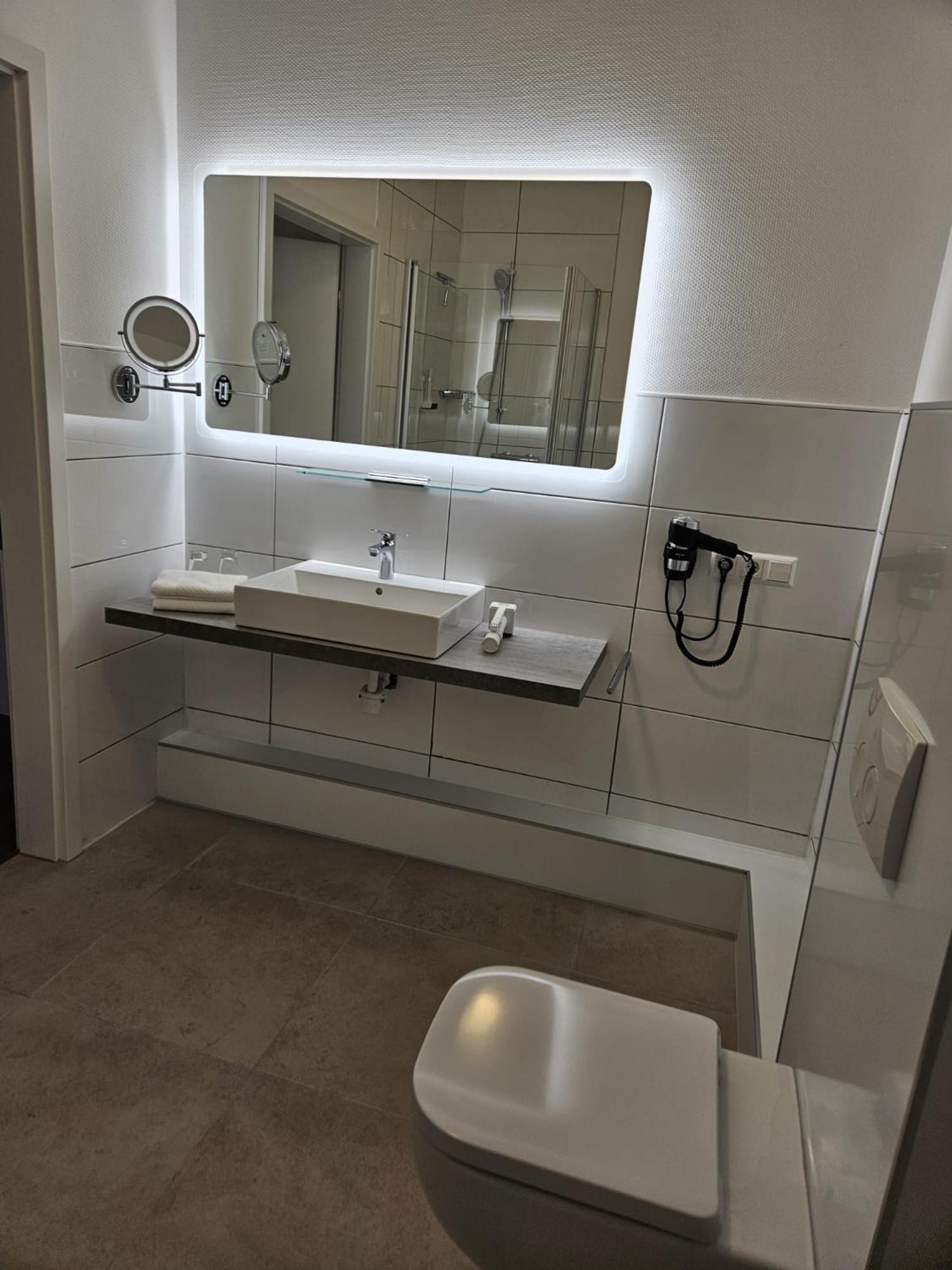 Hotel Zur Post Neubruchhausen Экстерьер фото